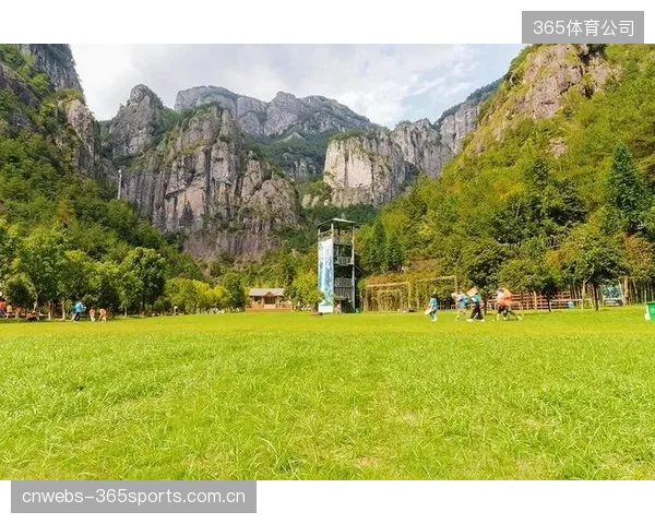 大量体育旅游产品仍停留在“门票+酒店”的初级阶段，缺乏深度文化体验的设计